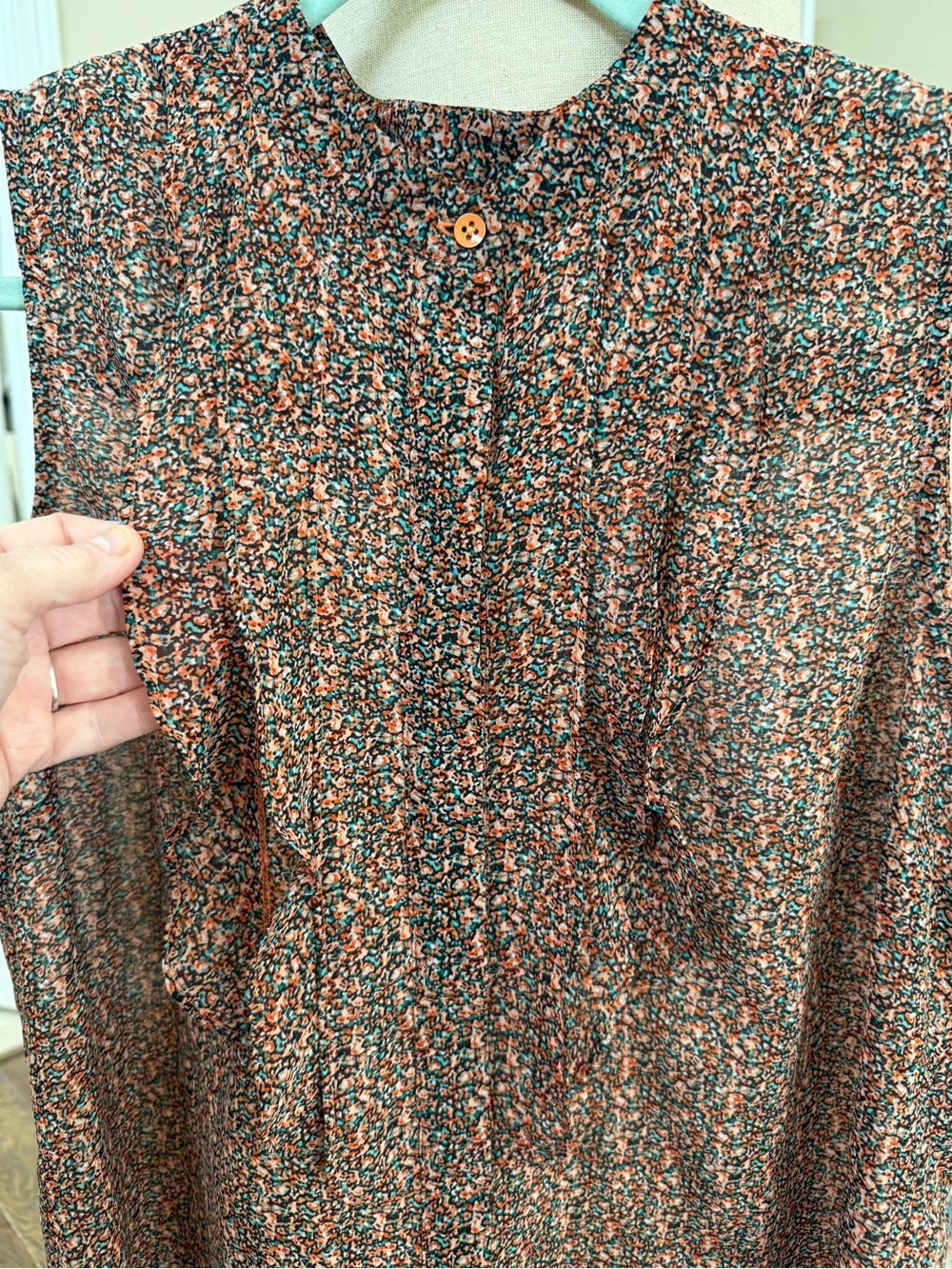 Cabi Top - Picture 3 of 3